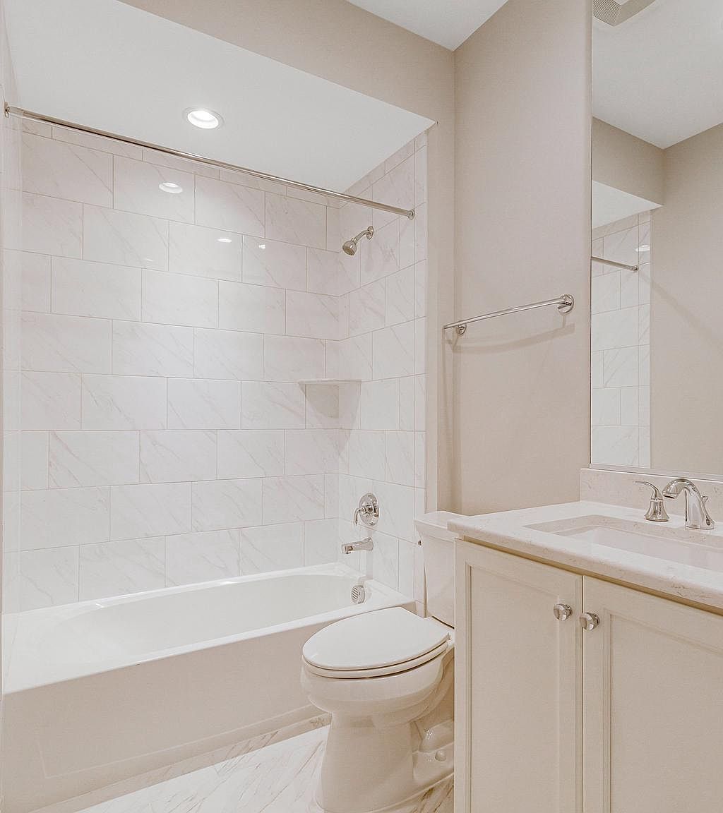 10326 Grosvenor Pl North Bethesda, MD 20852  | New build