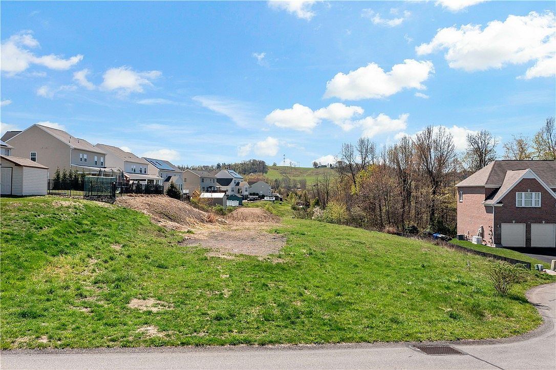 103 Hollyberry Cir N Fayette, PA 15057 | Single Family