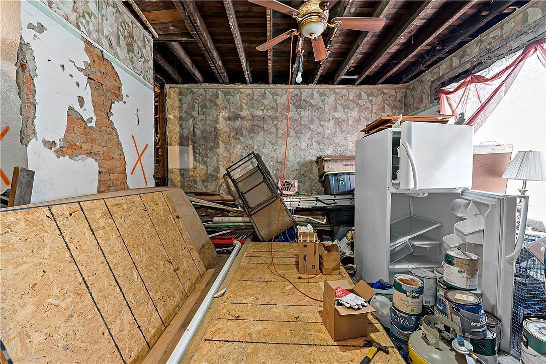 1512 Arlington Ave Pittsburgh, PA 15210  | Single Family