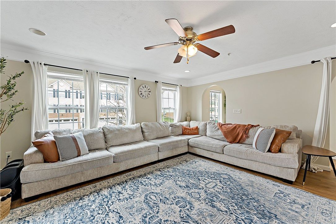 259 Grace Manor Dr Coraopolis, PA 15108 | New build