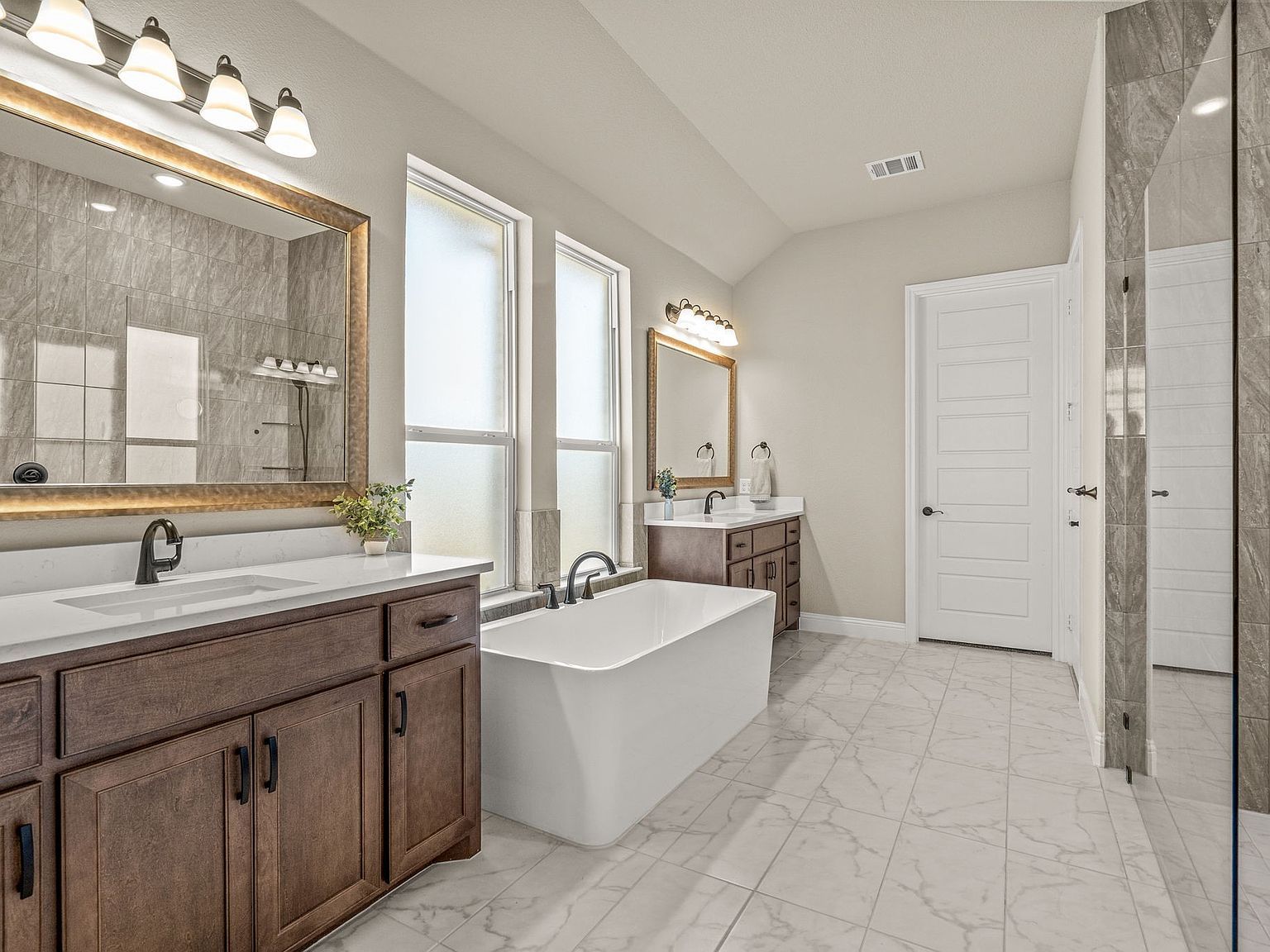 180 Waterview Dr Gunter, TX 75058 | Single Family