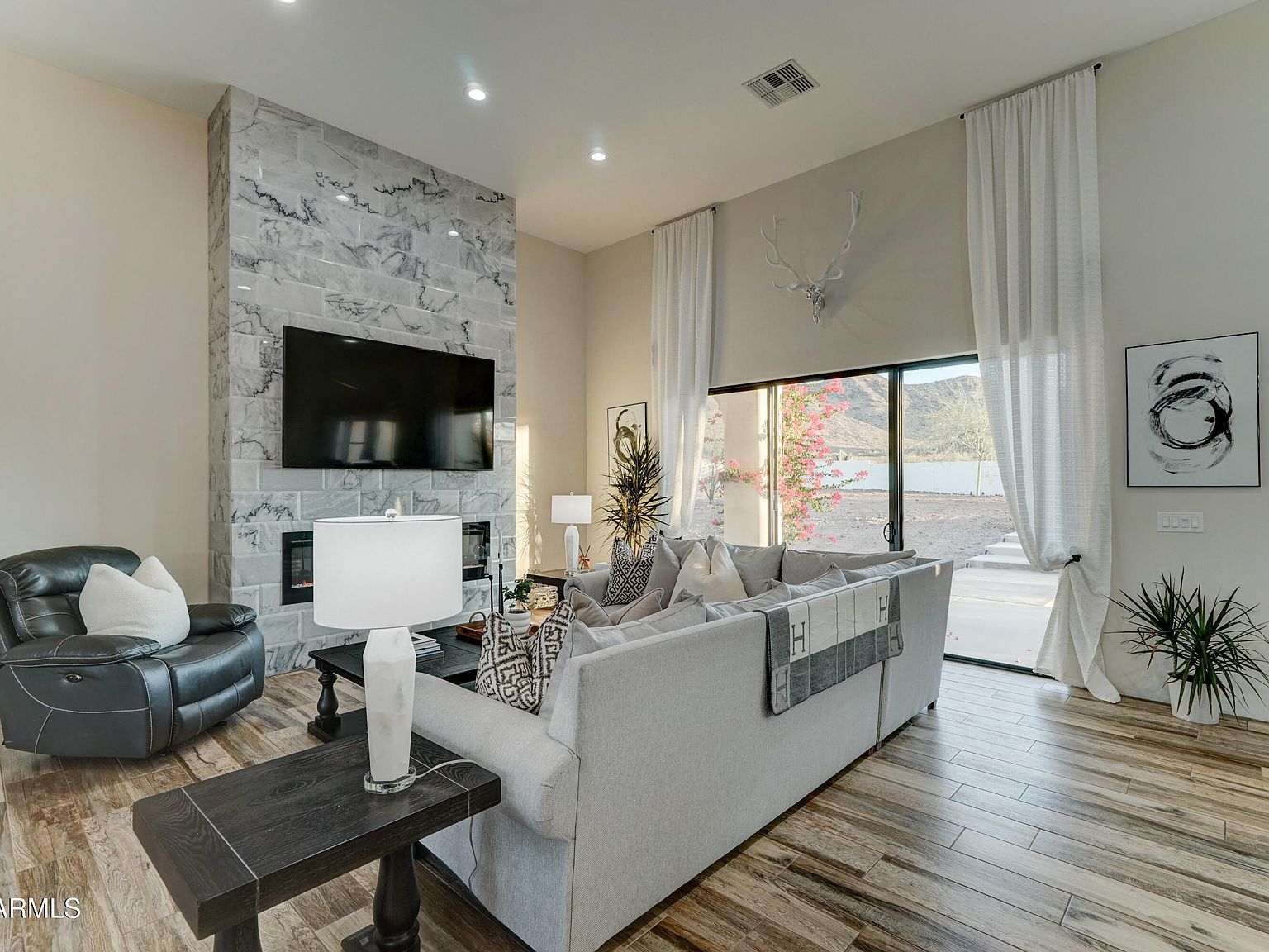 3923 W Fox Rd Laveen, AZ 85339 | Single Family