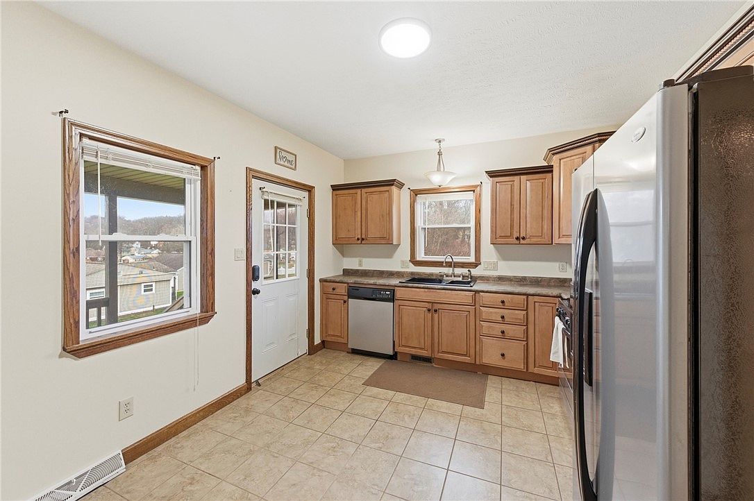 3703 52nd St New Brighton, PA 15066 | Single Family