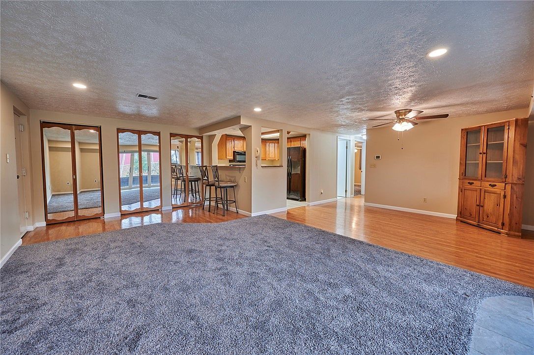 1205 Dutilh Rd APT 4 Cranberry Township, PA 16066  | Condominium