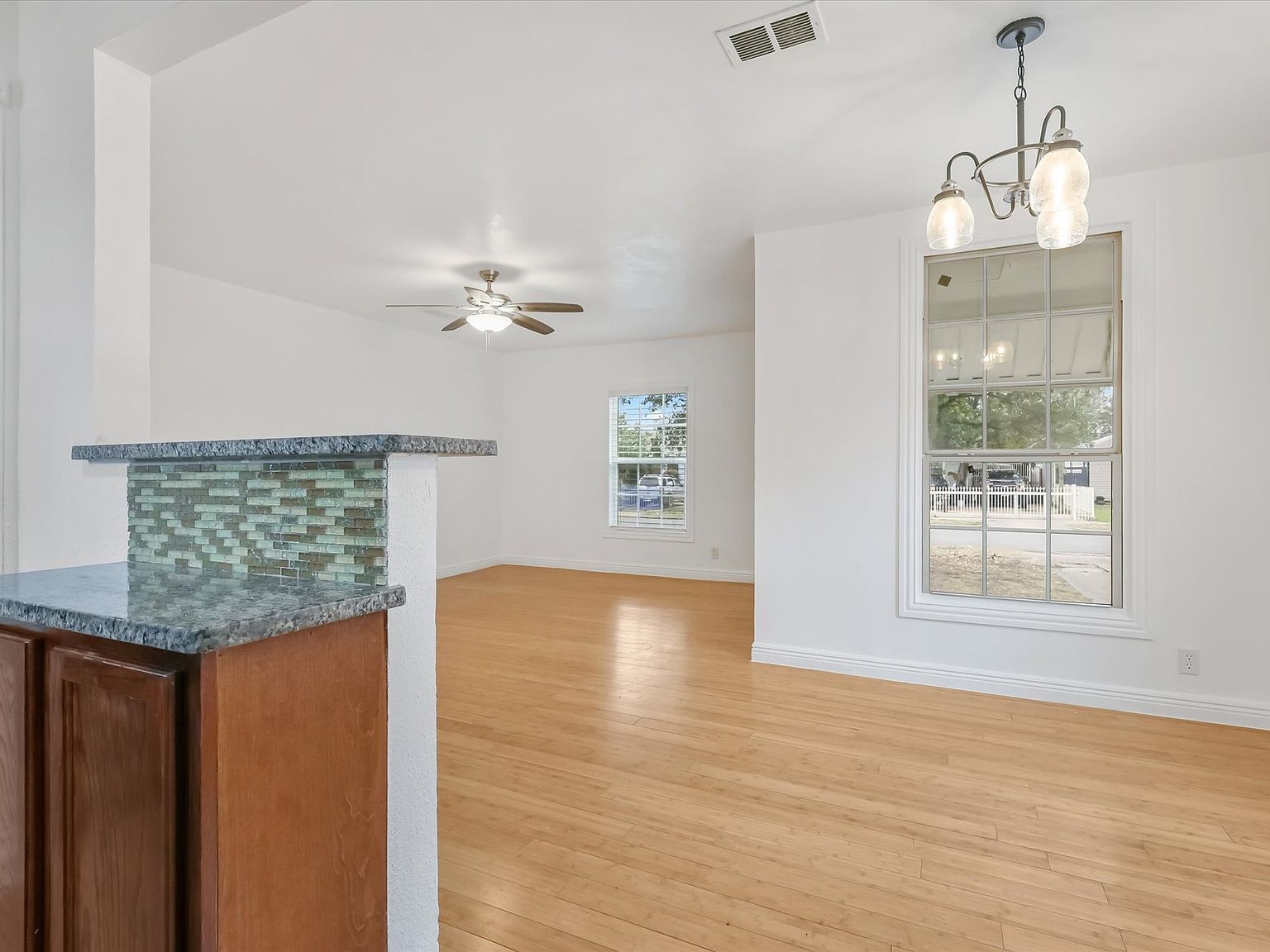 1611 Savoy St Dallas, TX 75224  | Single Family