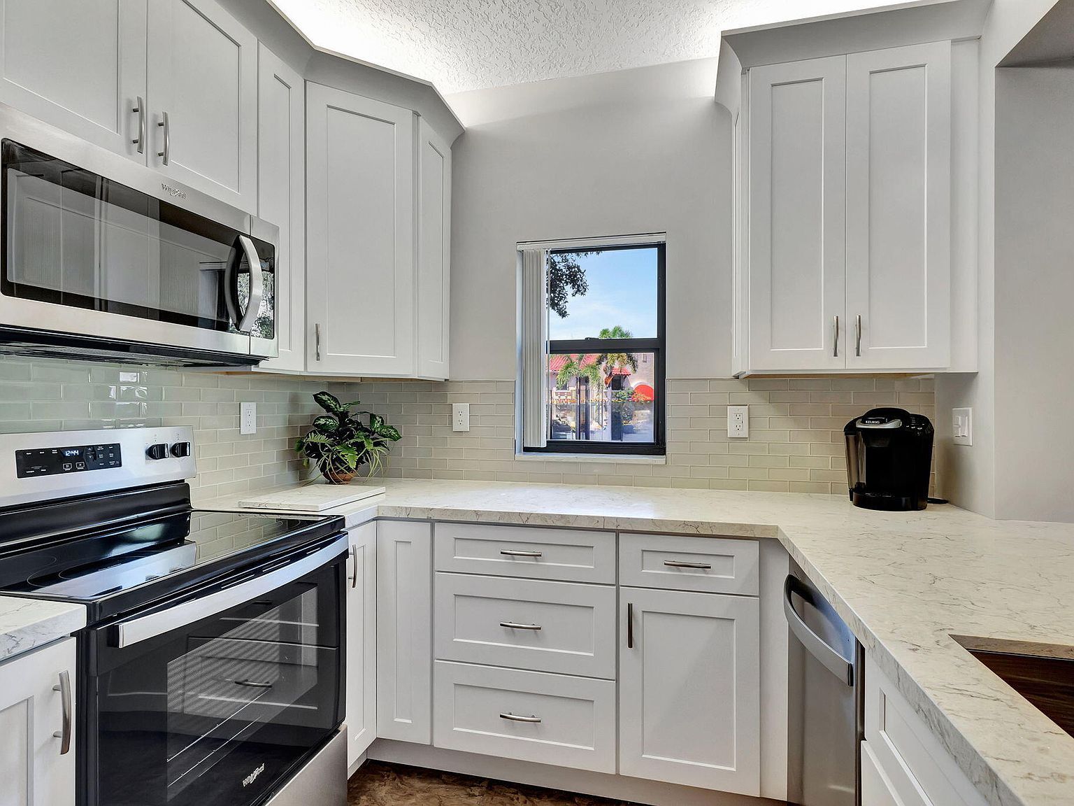 300 Uno Lago Dr APT 101 Juno Beach, FL 33408  | Condominium