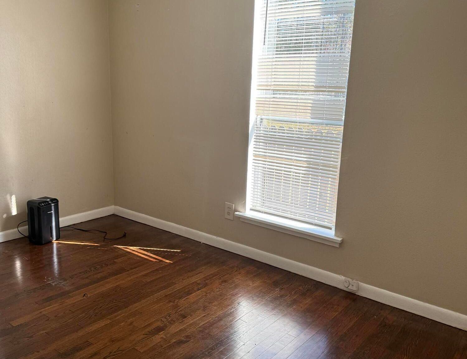 8515 Maple St Jacksonville, FL 32244  | Single Family