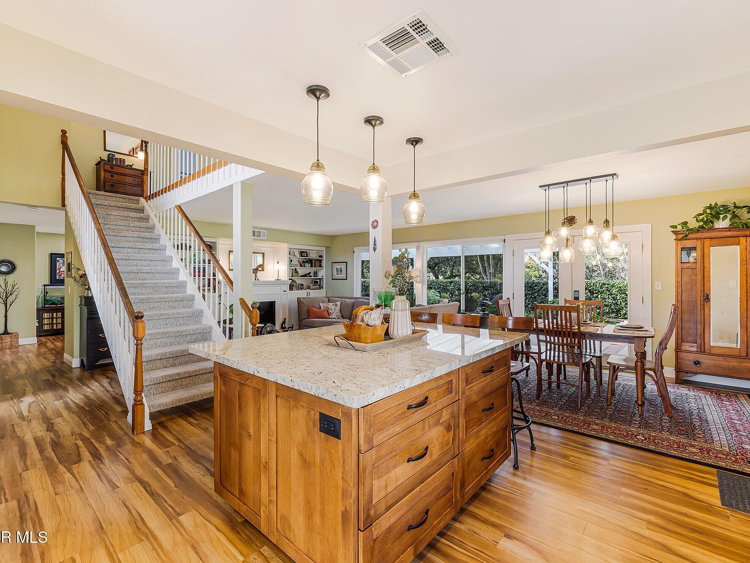 87 Castilian Ave Thousand Oaks, CA 91320  | Single Family