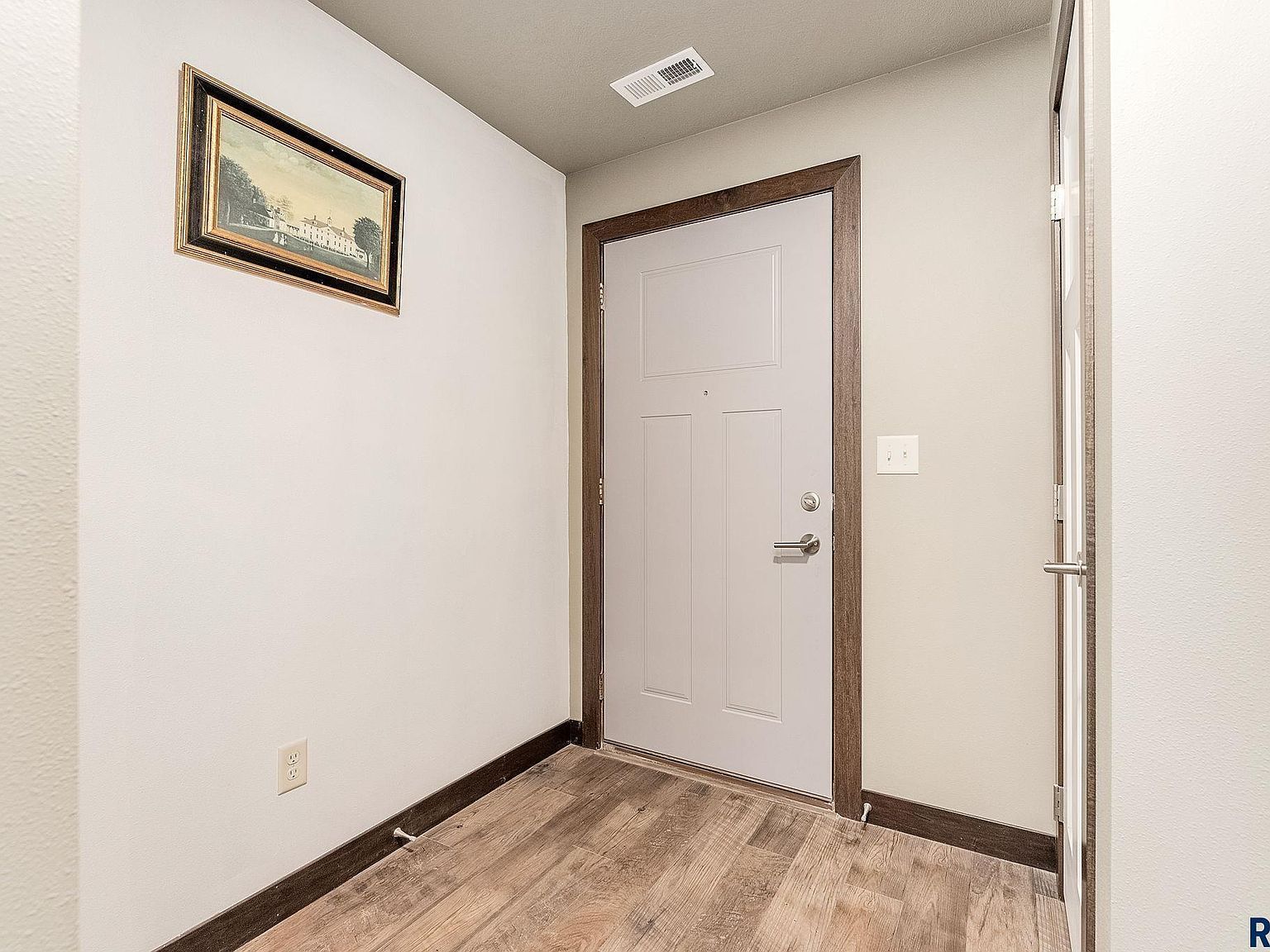 226 E Residence Pl #16 Sioux Falls, SD 57104  | Condominium