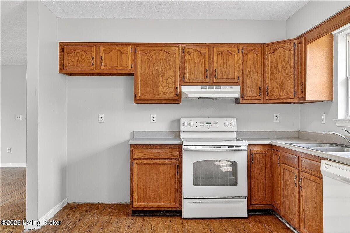 216 Bent Tree Dr Vine Grove, KY 40175 | Single Family