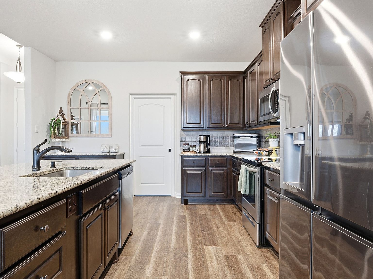 1292 Whiskey Holw West, TX 76691 | Single Family