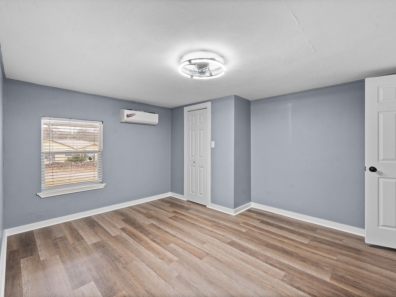 107 Avenue B Whitney, TX 76692  | Single Family