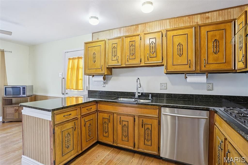 3805 Combraille Ct Florissant, MO 63034  | Single Family