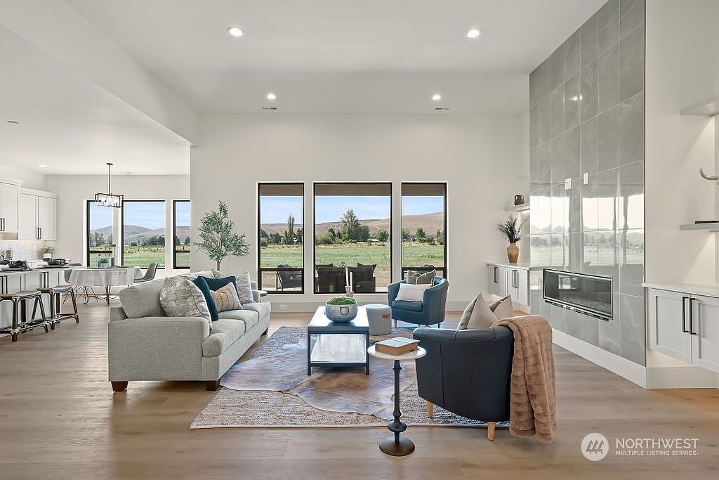 860 Waterbrook Lane Ellensburg, WA 98926  | Single Family