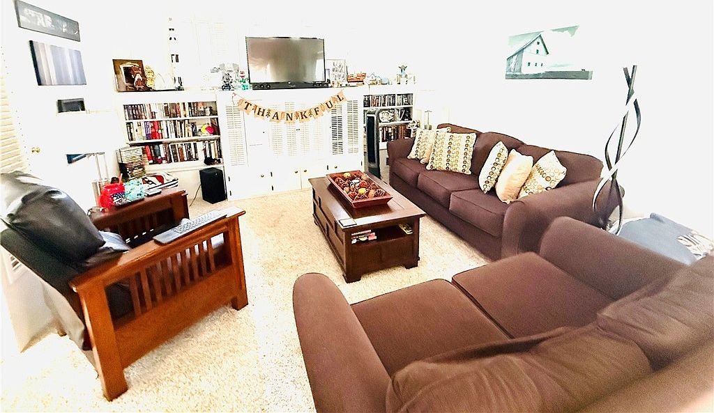 804 E Washington St Hoopeston, IL 60942  | Single Family