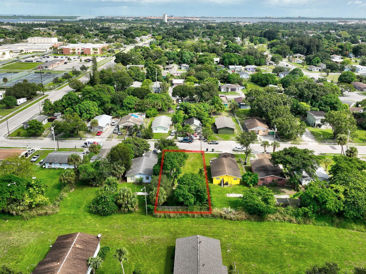 901 N 22nd St Fort Pierce, FL 34950  | Land/Lot