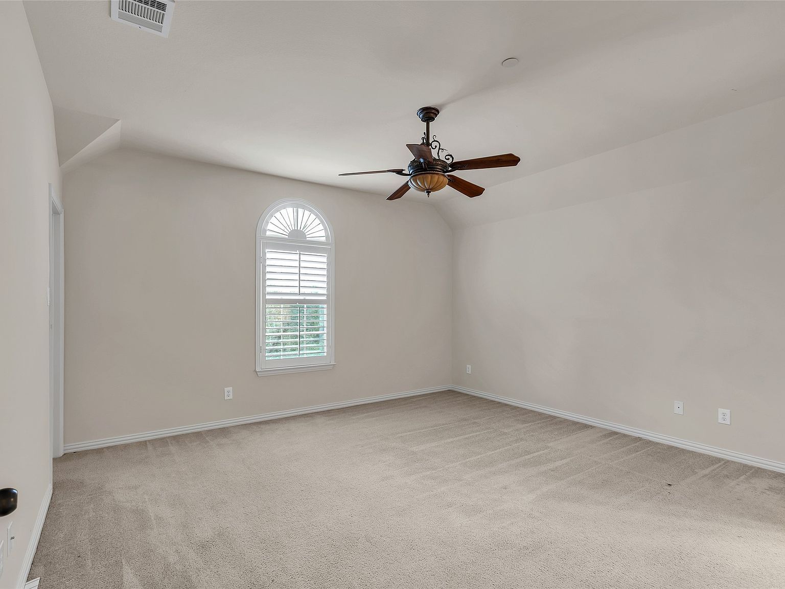 1217 Wynne Dr Garland, TX 75044 | Single Family