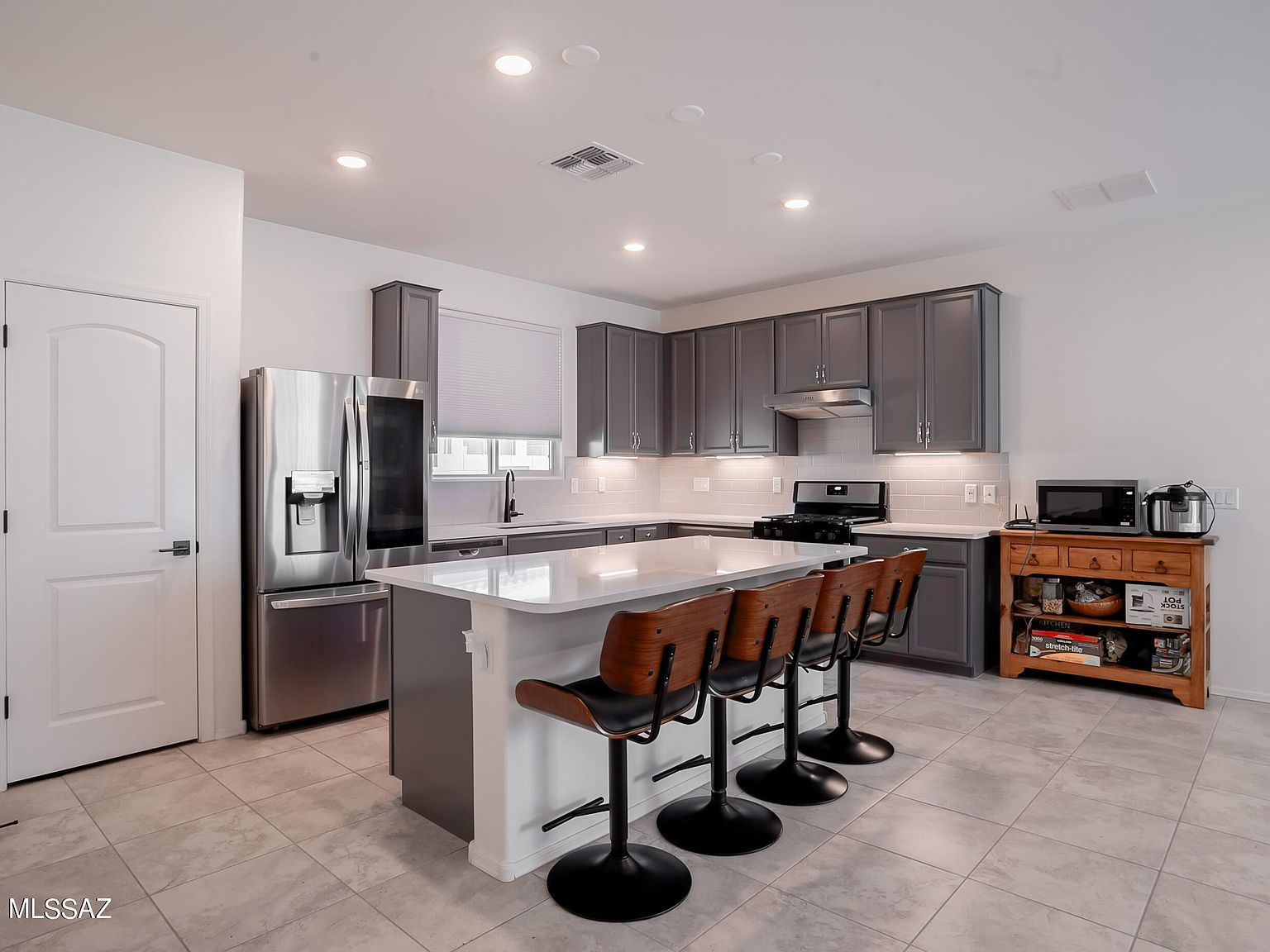 8757 E Pebble Stone Ln Tucson, AZ 85730  | Single Family