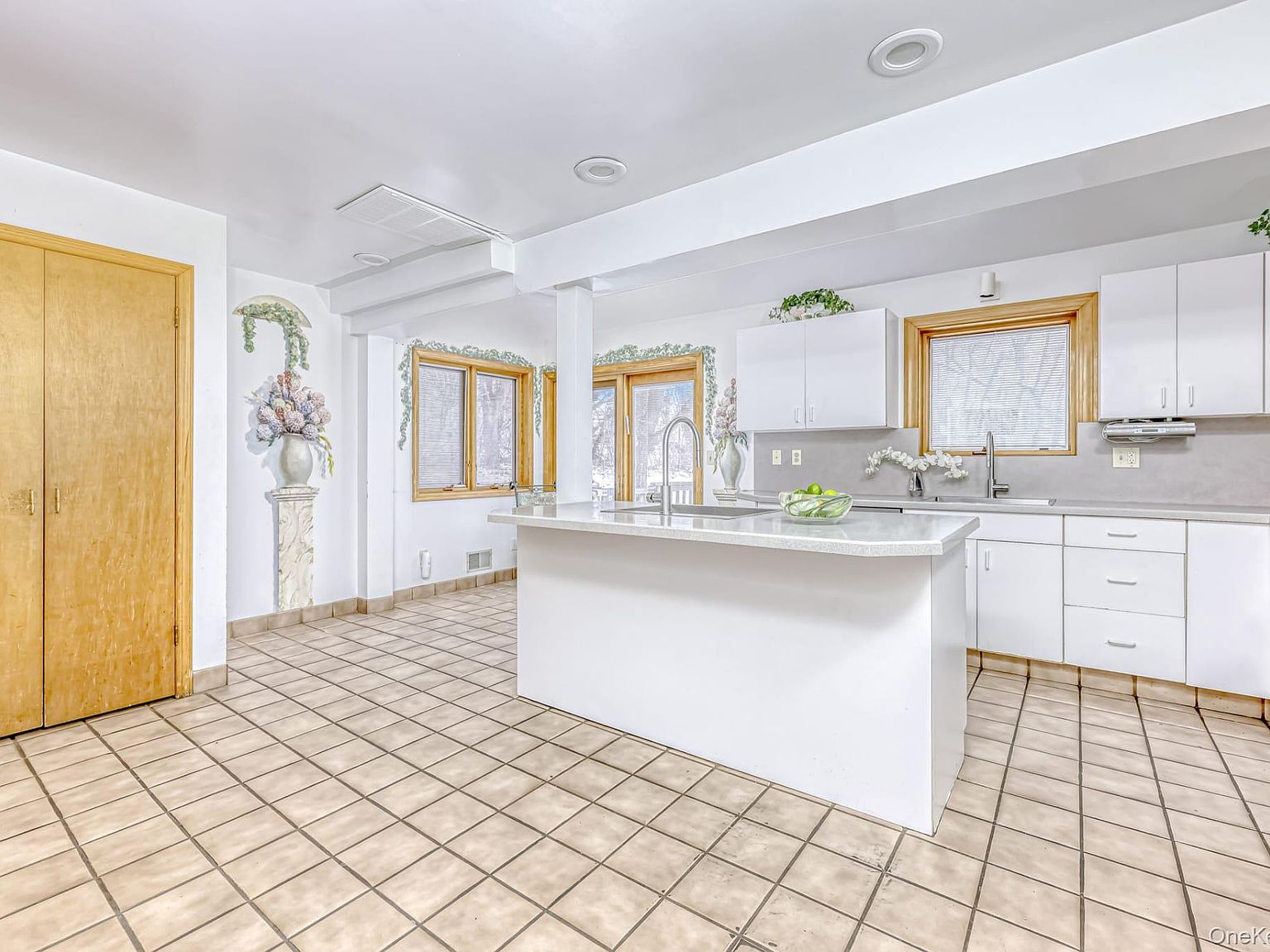 23 S Parker Dr Monsey, NY 10952 | Single Family