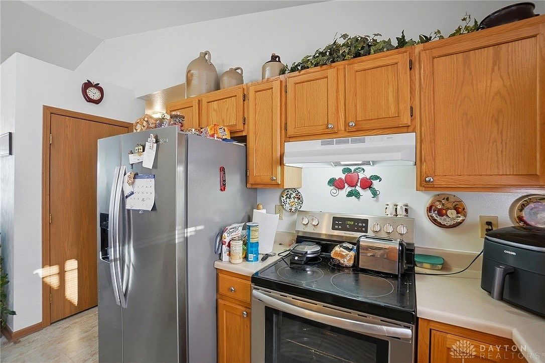 5564 Ridgewood Rd E Springfield, OH 45503  | Single Family