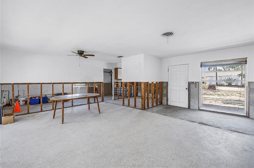 310 Avenida Milano Sarasota, FL 34242  | Single Family