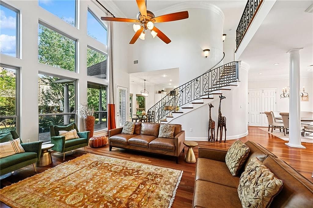 340 Sandalwood Dr Mandeville, LA 70448  | Single Family