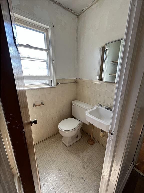 300 Zoll St Warrensburg, MO 64093  | Multi Family