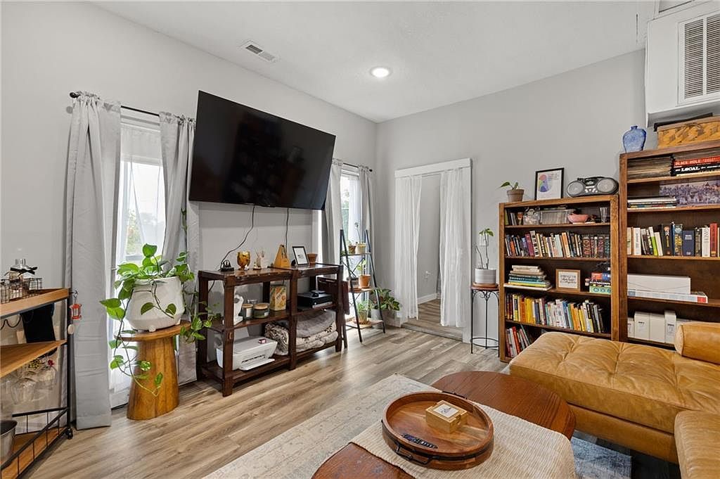 506 N Washington Ave Warrensburg, MO 64093  | Single Family