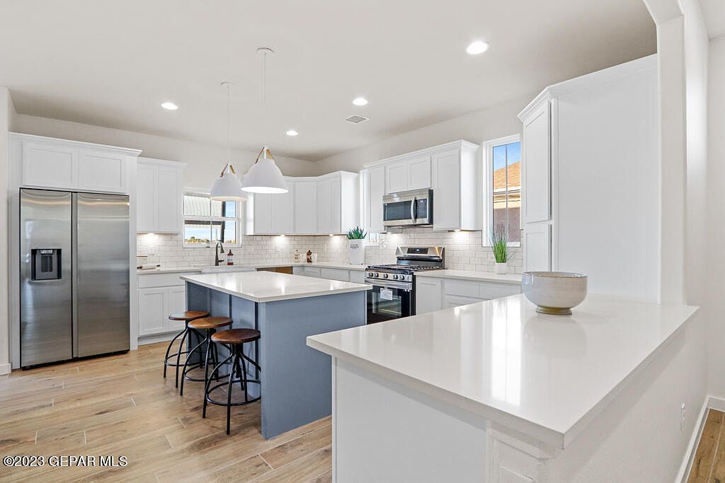 205 Playa Vista St El Paso, TX 79928  | Single Family