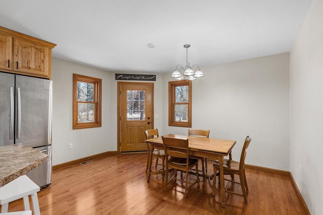 2002 Retzlaff Dr Reedsburg, WI 53959  | Single Family