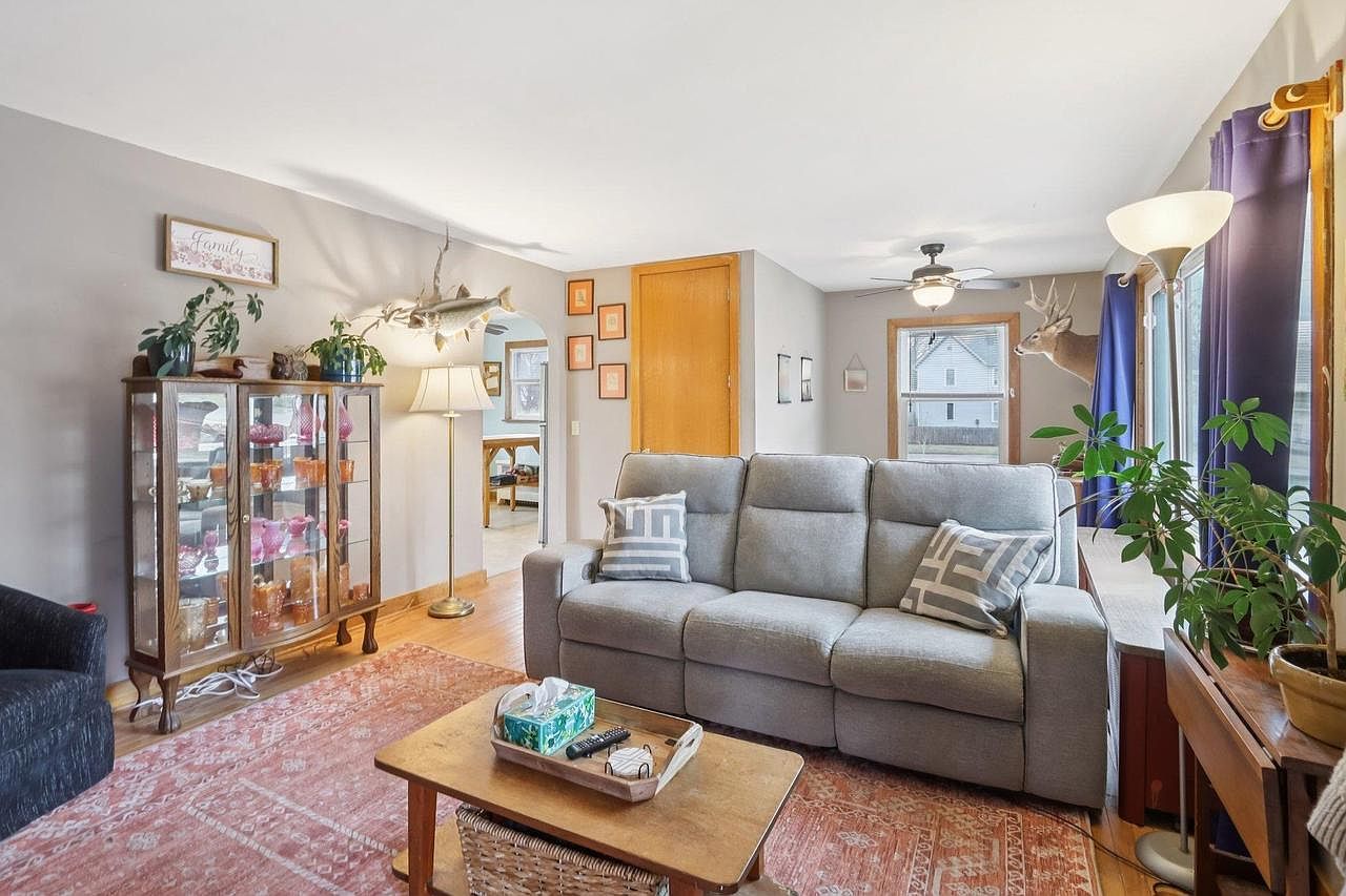 412 W Main St Reedsburg, WI 53959  | Single Family