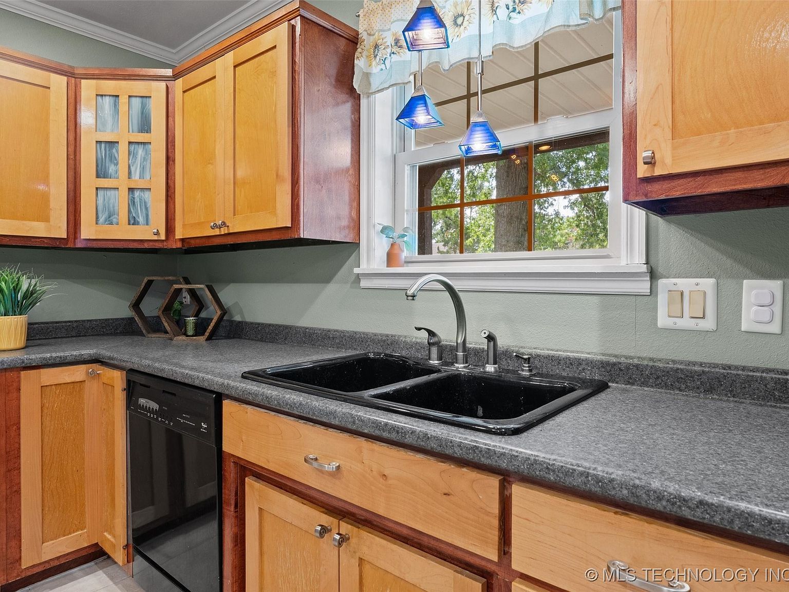 3608 Velma Dr Bartlesville, OK 74006 | Single Family