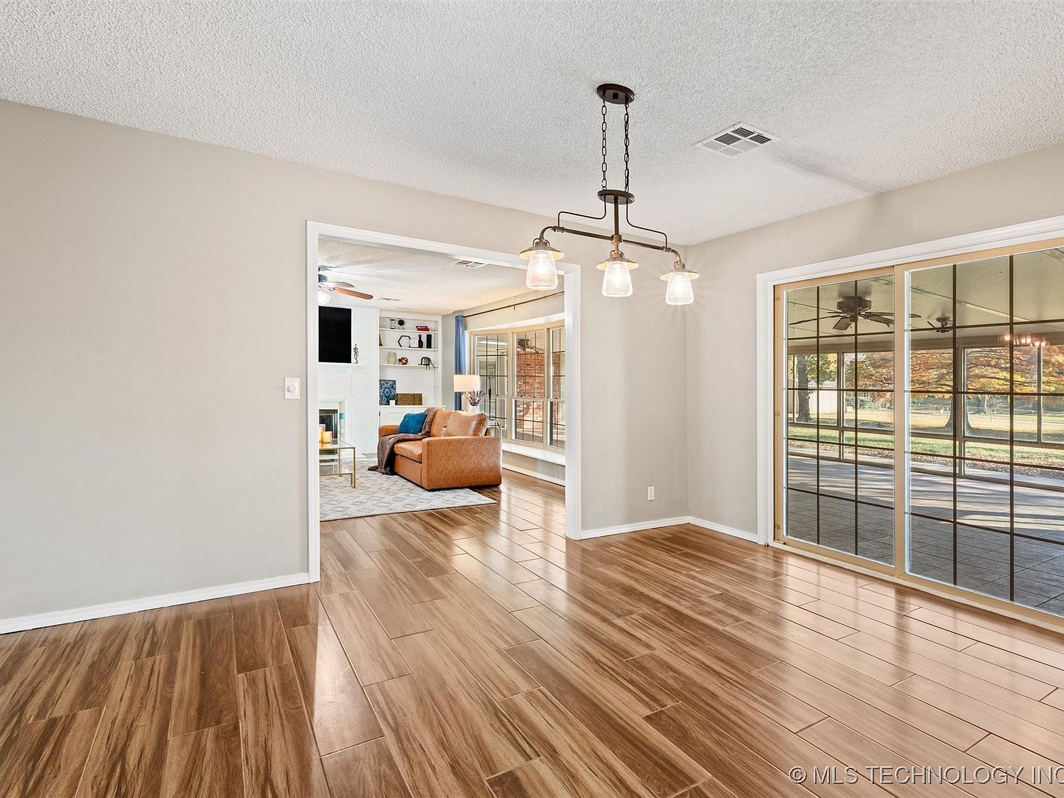 941 SE Paddock Ct Bartlesville, OK 74006  | Single Family