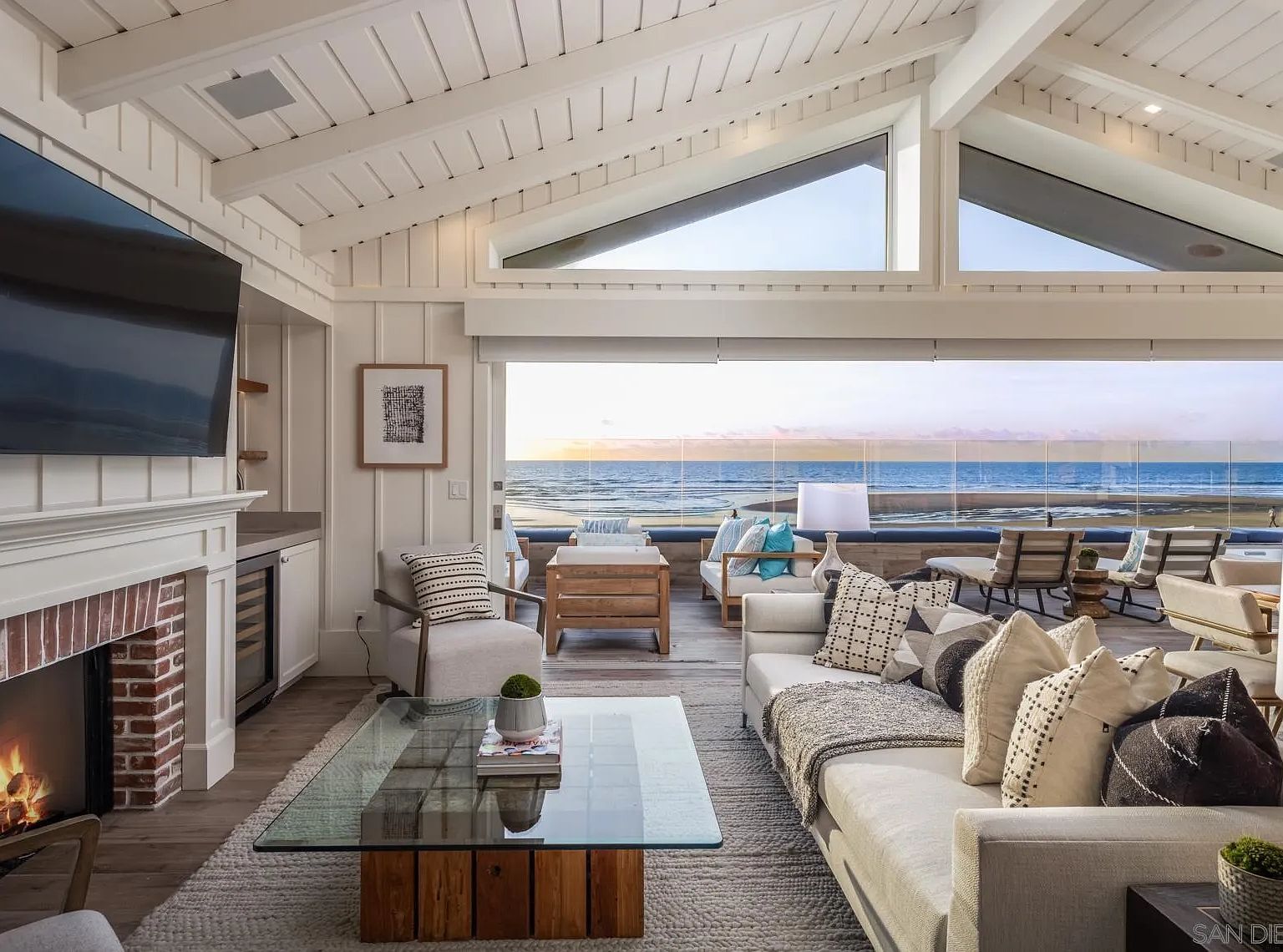 2050 Ocean Front Del Mar, CA 92014 | Single Family