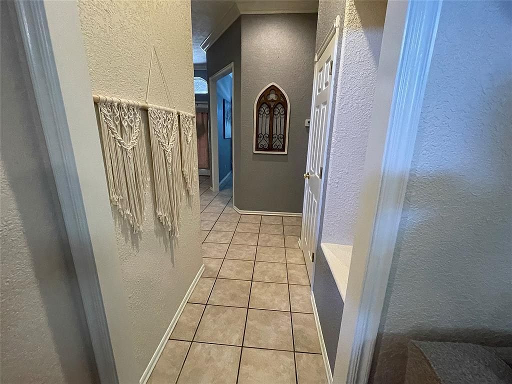 2210 Lakewood Dr Chickasha, OK 73018  | Single Family