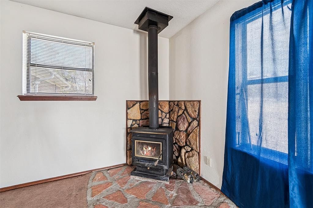 33057 Square Top Rd Anadarko, OK 73005  | Single Family