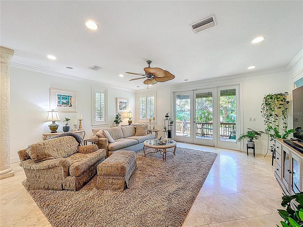 4847 W Flamingo Rd #5 Tampa, FL 33611  | New build