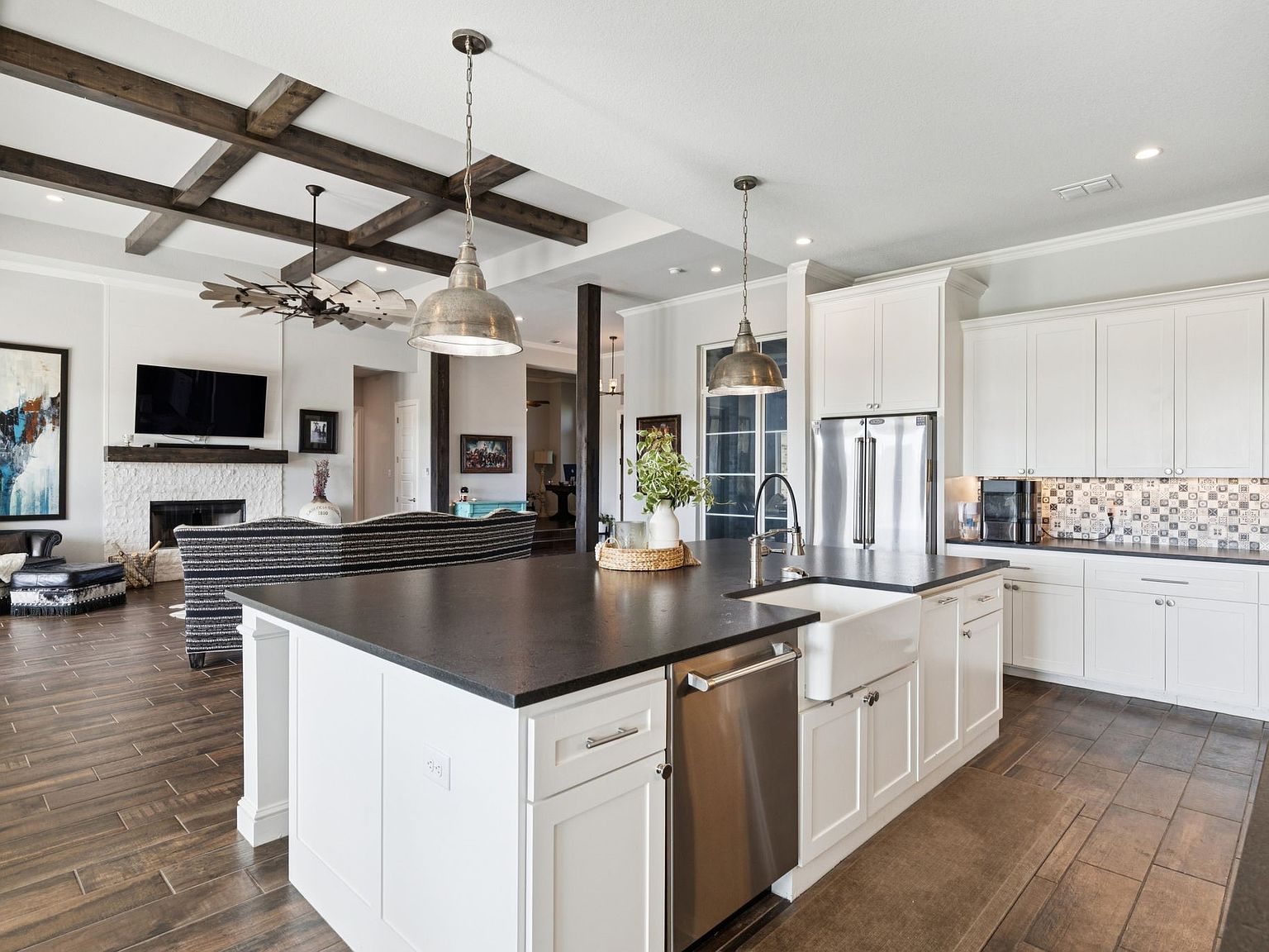 5685 Florance Rd Justin, TX 76247 | Single Family