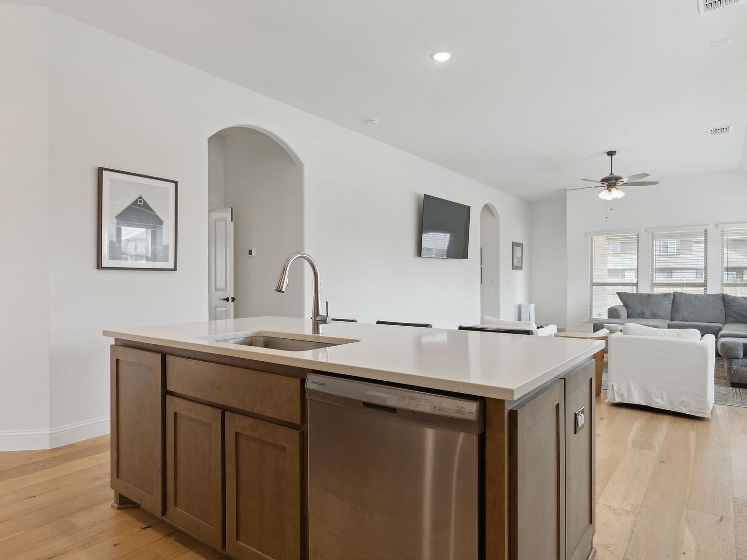 225 Clairmont Dr Ponder, TX 76259 | Single Family