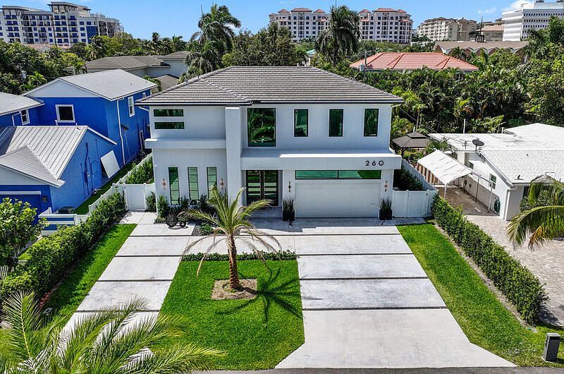 260 NE 3rd St Boca Raton, FL 33432  | Single Family