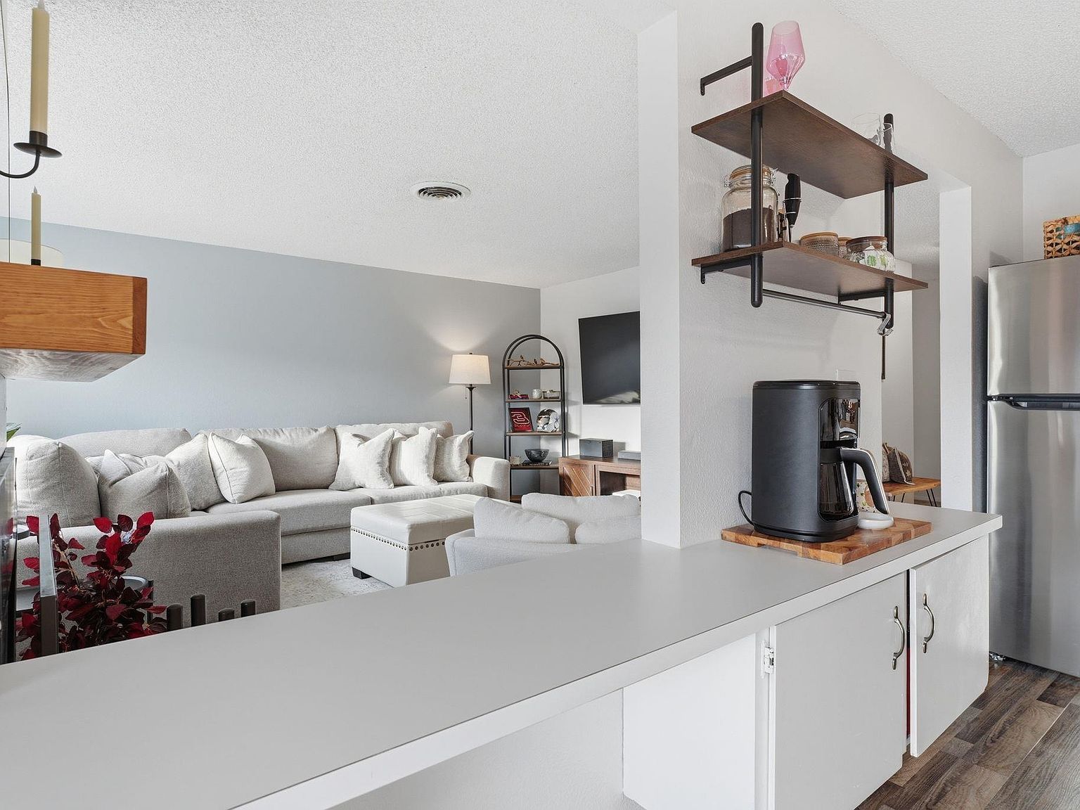 303 Gage Blvd APT 322 Richland, WA 99352  | Condominium