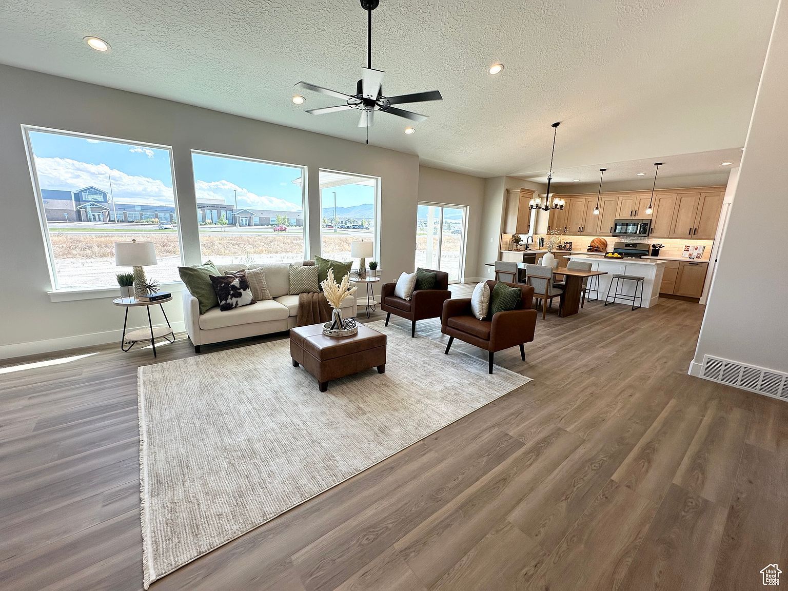 634 E Cedar Ct Grantsville, UT 84029 | Single Family