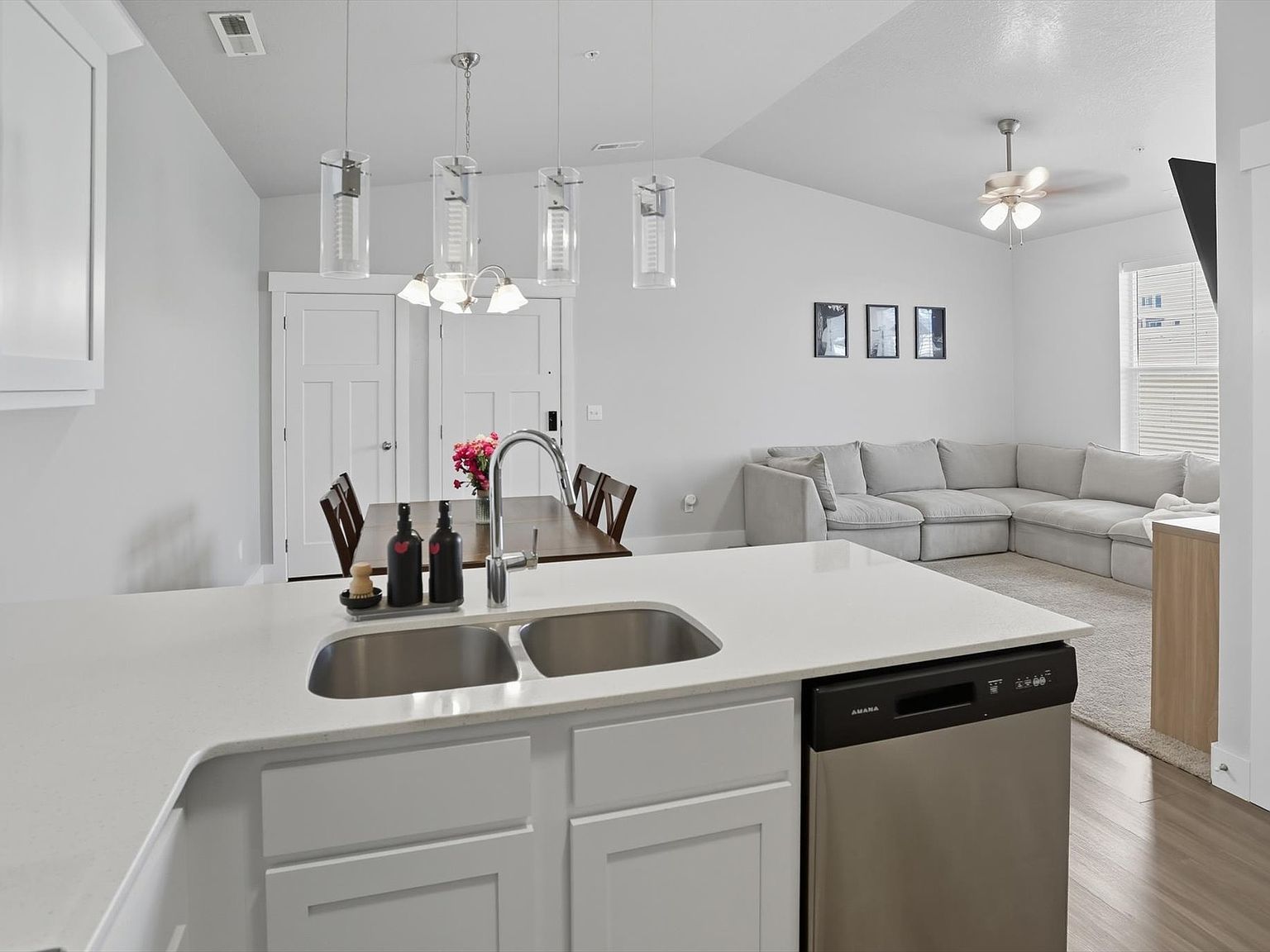 1816 W Eaglewood Dr UNIT 301 Saratoga Springs, UT 84045  | Condominium