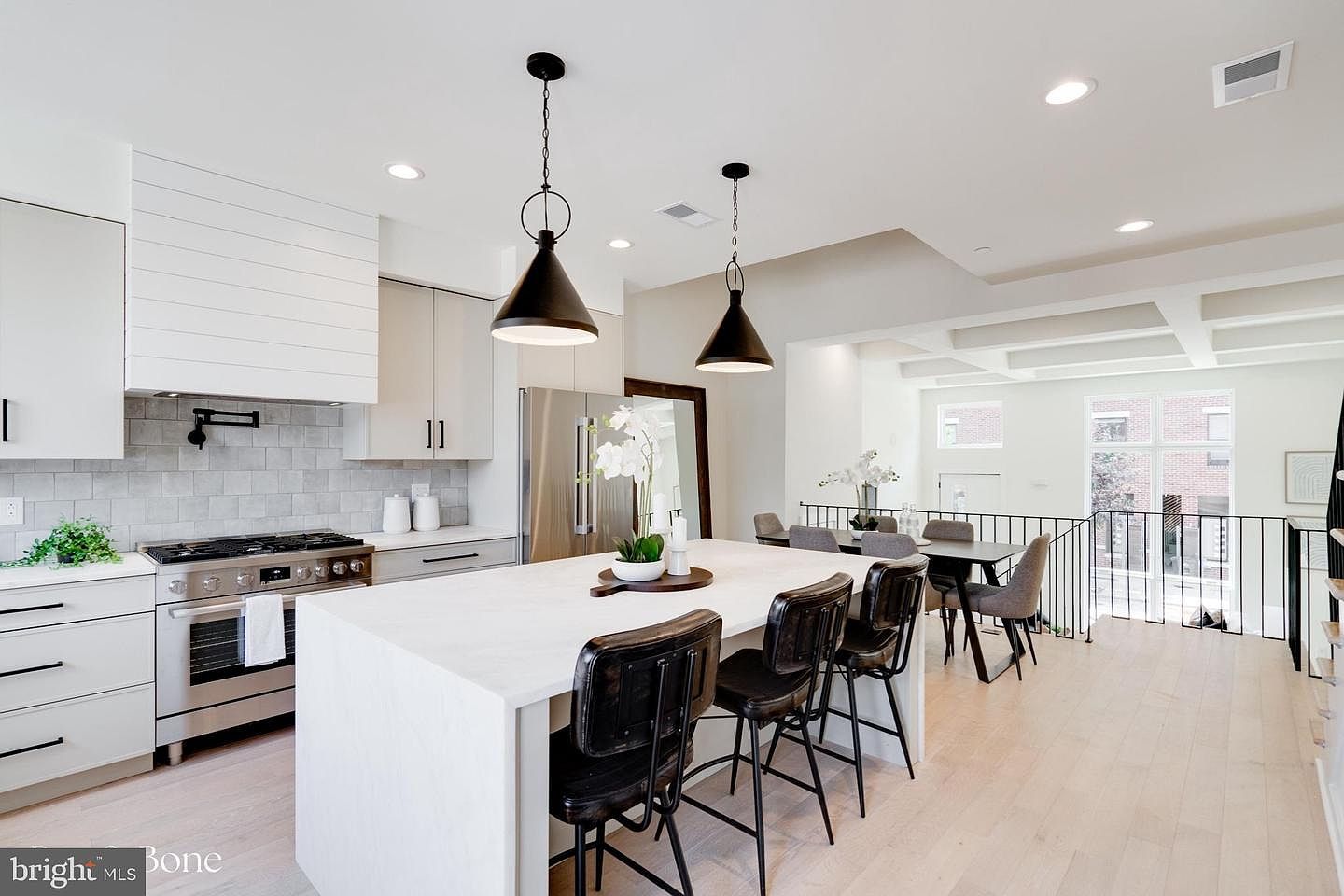 954 N 6th St Philadelphia, PA 19123  | New build