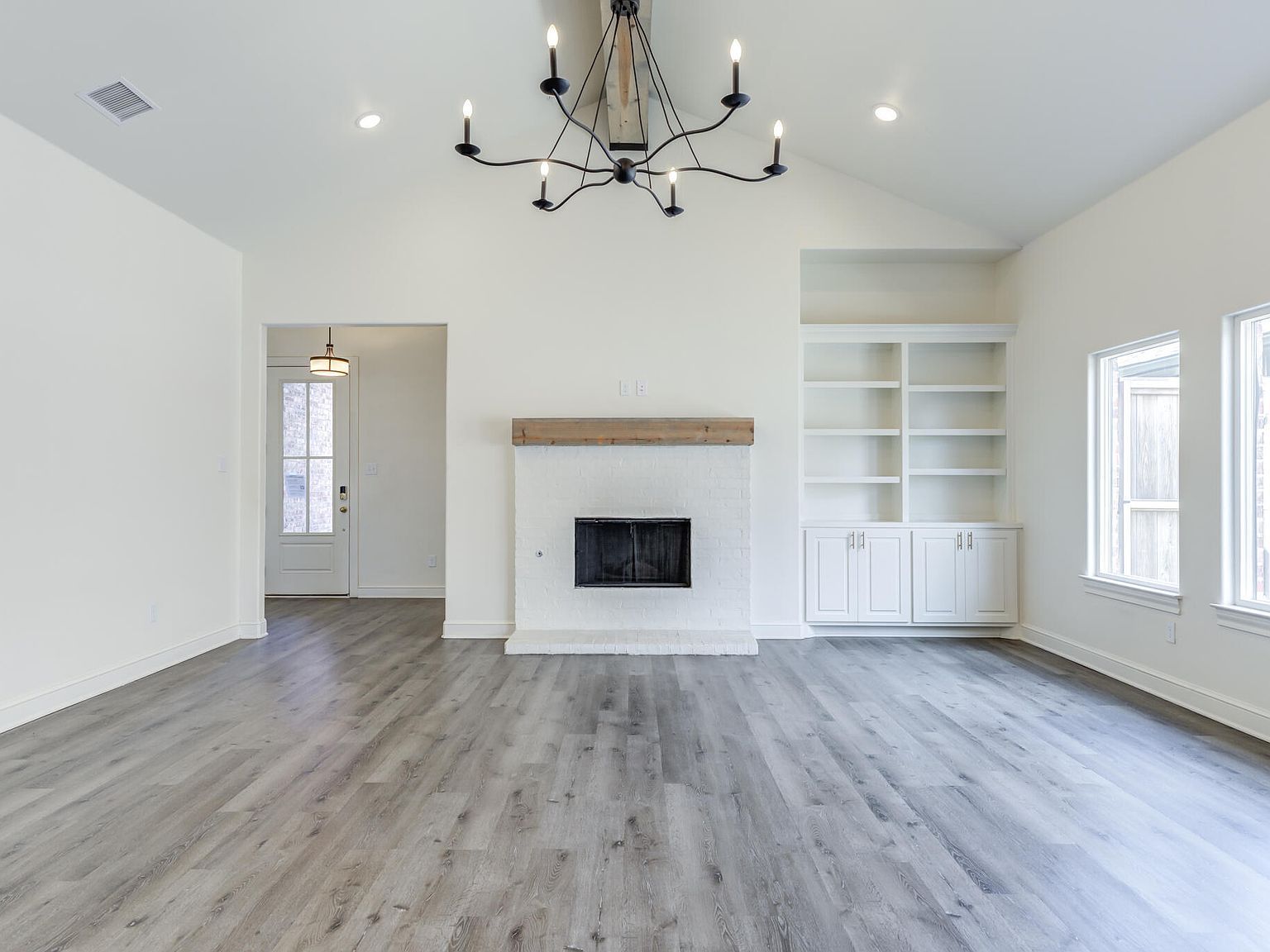 7613 52nd St Lubbock, TX 79407  | Single Family