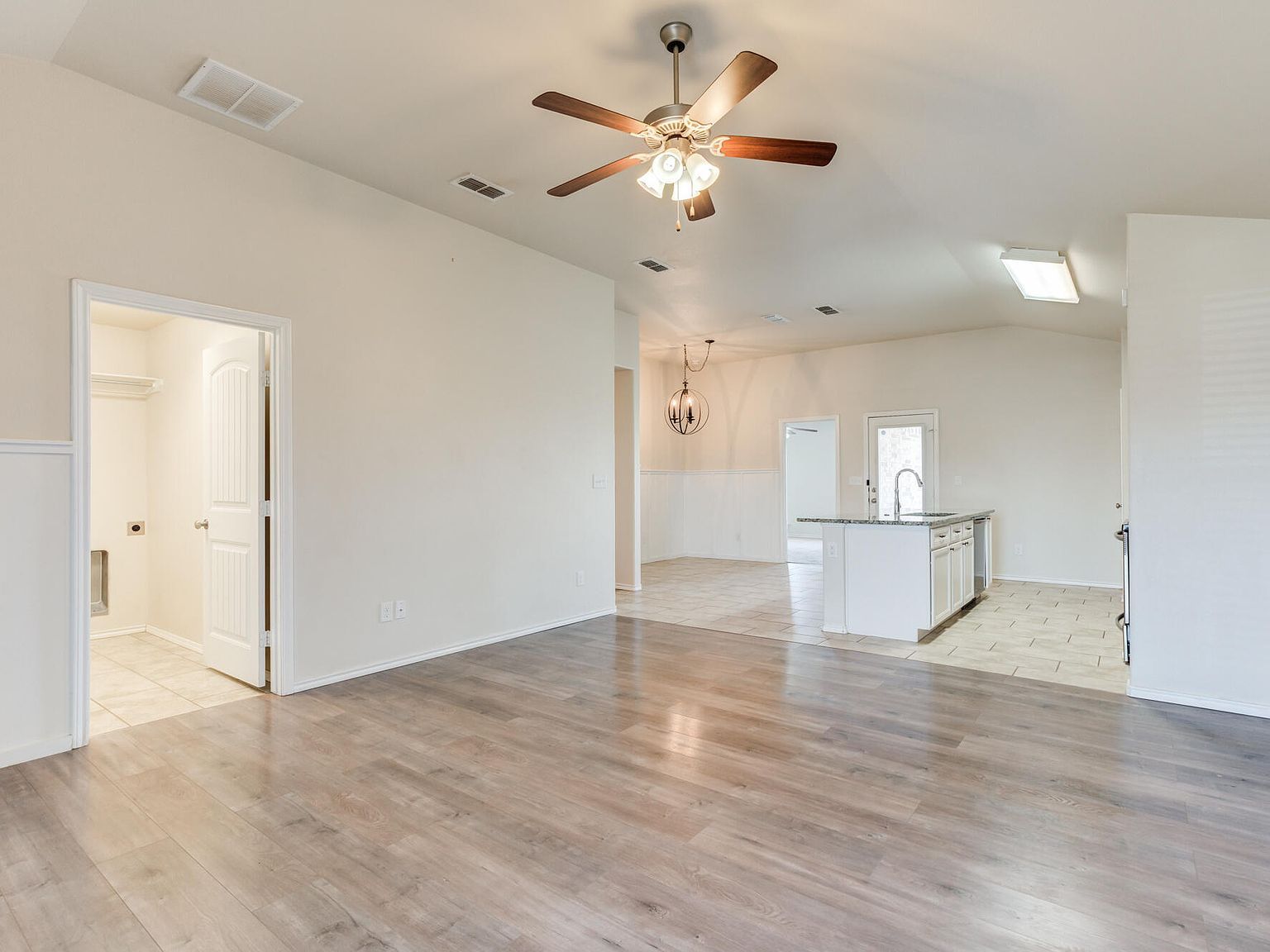 7012 34th Pl Lubbock, TX 79407 | Single Family