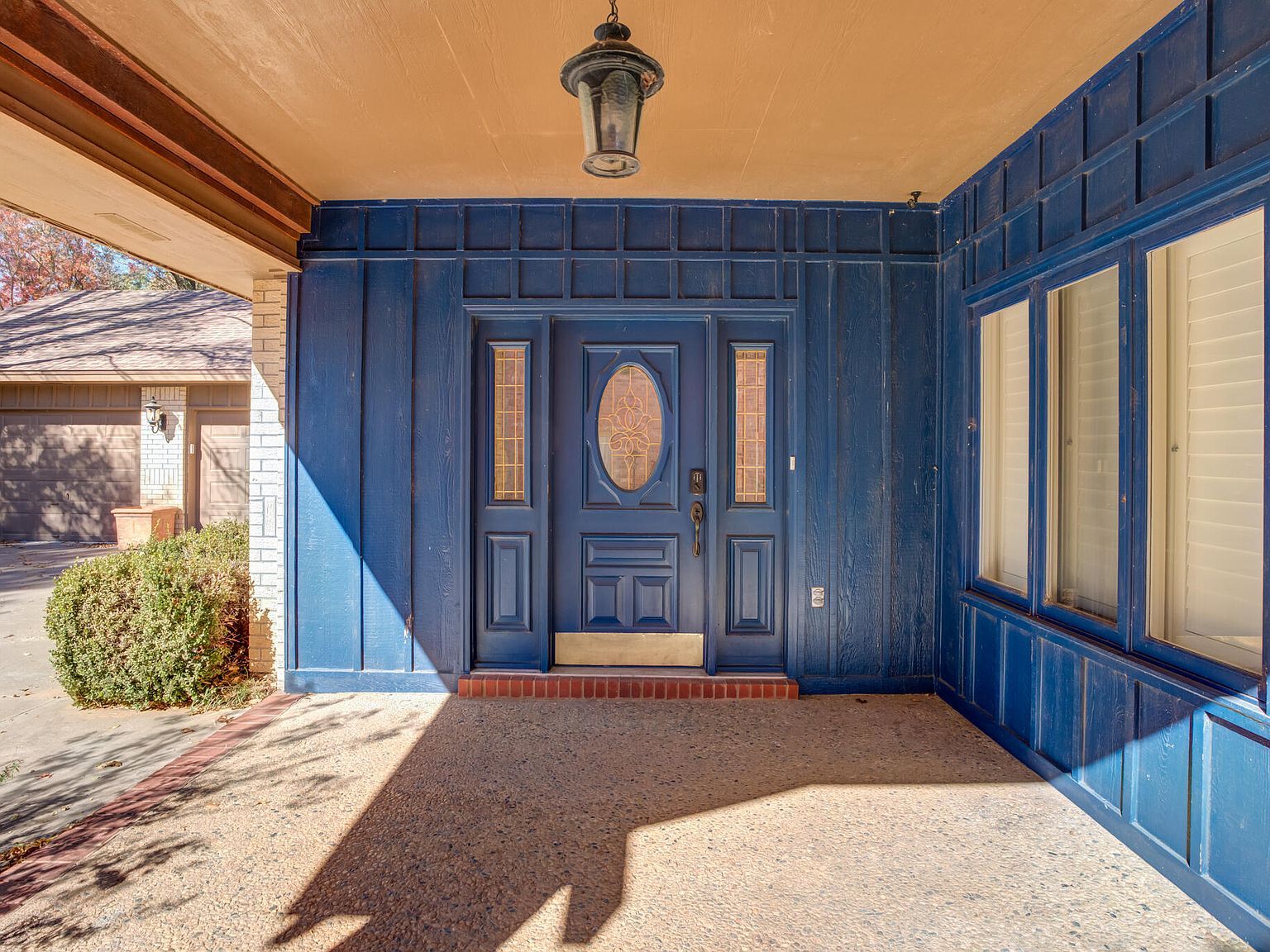 16 S Lakeshore Dr Ransom Canyon, TX 79366  | Single Family