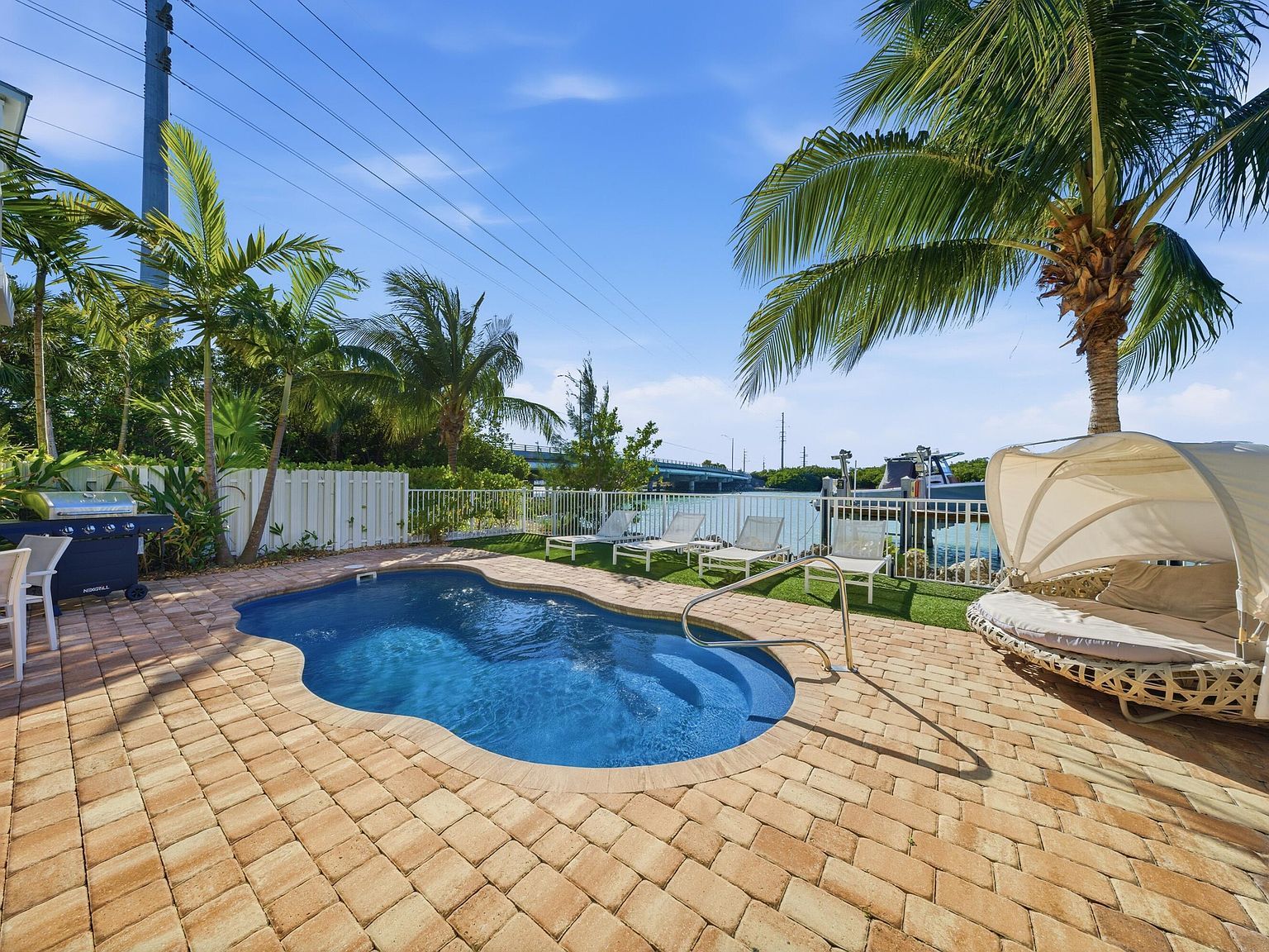 11890 1st Ave #2 Marathon, FL 33050  | Single Family