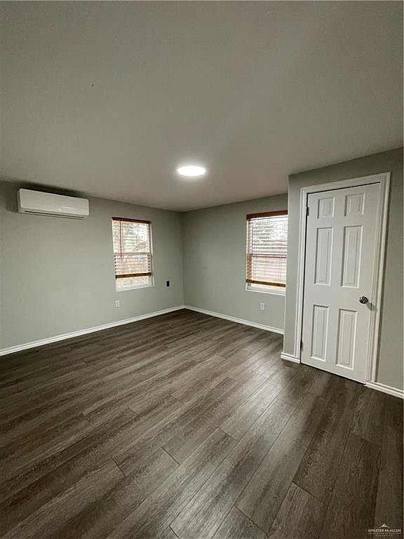 604 W Mesquite St San Juan, TX 78589 | Single Family