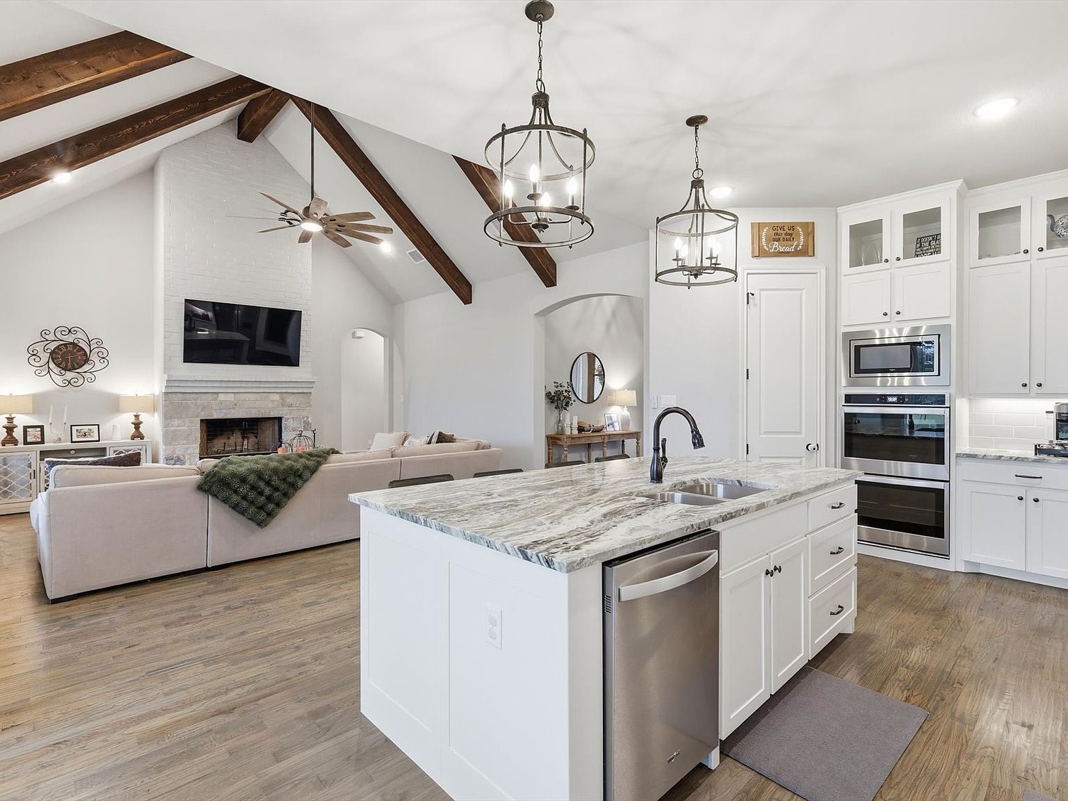 235 Columbia Ct Springtown, TX 76082  | Single Family